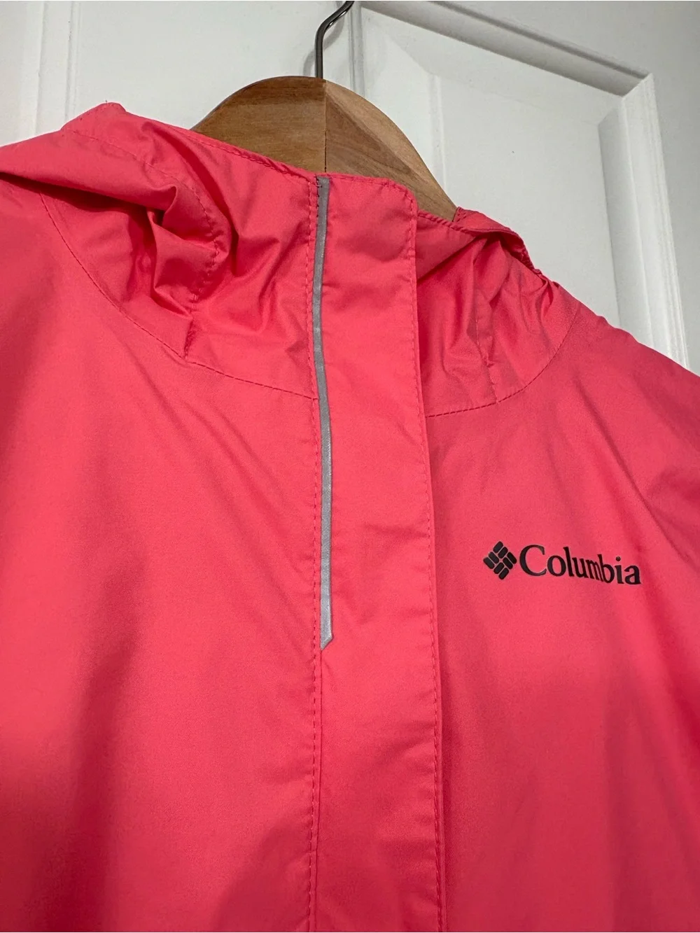 Columbia Arcadia Coral Hooded Waterproof Rain Jacket | Youth Medium (10-12)
